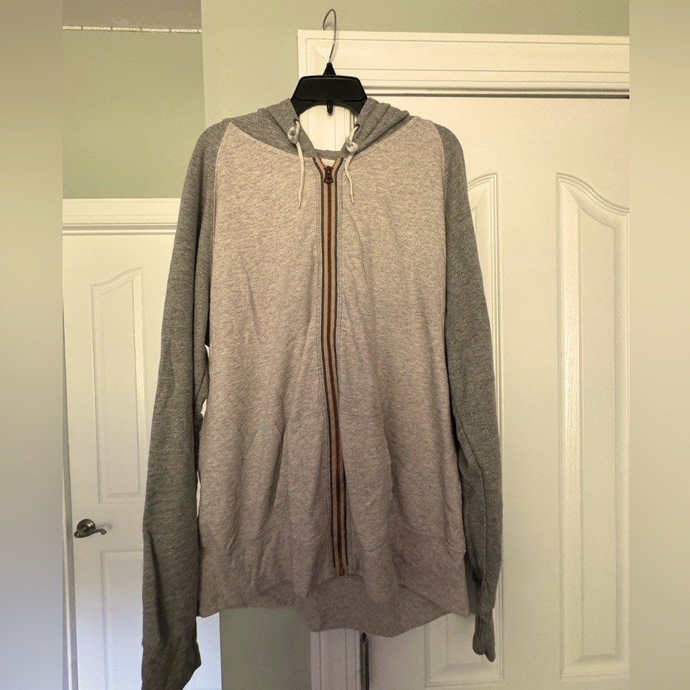 Men’s XXL gray zip up  sweat jacket. Good condition